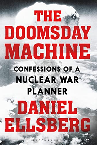 9781408889299: The Doomsday Machine