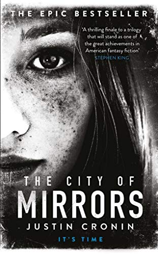 Beispielbild fr The City of Mirrors (The Passage, 3) zum Verkauf von WorldofBooks