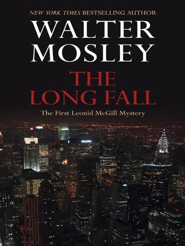 9781410416582: The Long Fall (Thorndike Press Large Print Basic)