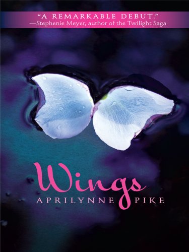 9781410422101: Wings (Thorndike Press Large Print Literacy Bridge Series)