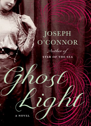 9781410437587: Ghost Light (Thorndike Press Large Print Historical Fiction)