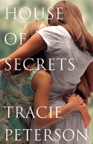 9781410441546: House Of Secrets (Thorndike Christian Fiction)