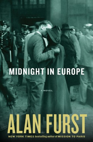 9781410470072: Midnight in Europe (Wheeler Publishing Large Print Hardcover)