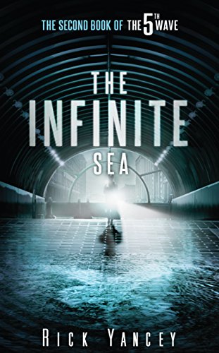 9781410473356: The Infinite Sea: 02 (The 5th Wave - Thorndike Press Large Print The Literacy Bridge)