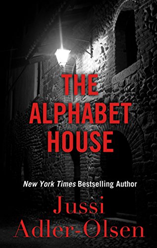 9781410478627: The Alphabet House (Thorndike Press Large Print Core Series)