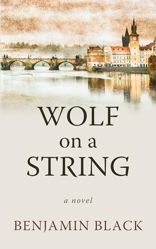 Imagen de archivo de Wolf On A String (Thorndike Press Large Print Mystery) a la venta por Hippo Books