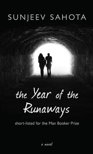 Beispielbild fr The Year of the Runaways (Thorndike Press Large Print Reviewer's Choice) zum Verkauf von Better World Books