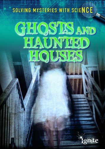 Beispielbild fr Ghosts and Haunted Houses zum Verkauf von Better World Books