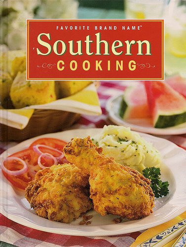 Beispielbild fr Favorite Brand Name Southern Cooking zum Verkauf von Wonder Book