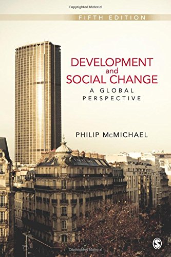 Imagen de archivo de Development and Social Change : A Global Perspective a la venta por Better World Books
