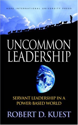 Beispielbild fr Uncommon Leadership zum Verkauf von ThriftBooks-Atlanta