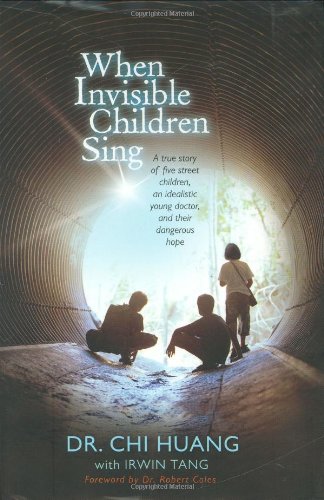 Imagen de archivo de When Invisible Children Sing a la venta por Better World Books