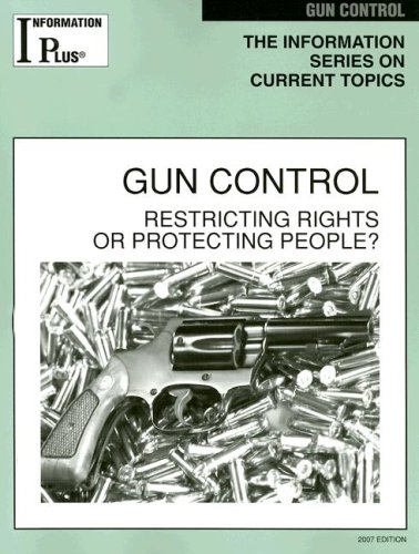 Imagen de archivo de Gun Control : Restricting Rights or Protecting People? a la venta por Better World Books