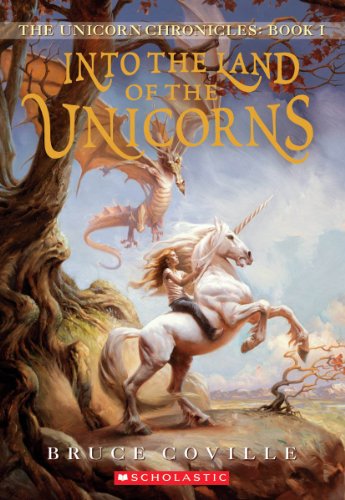 Imagen de archivo de Into the Land of the Unicorns a la venta por Better World Books: West