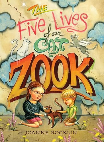9781419701924: The Five Lives of Our Cat Zook