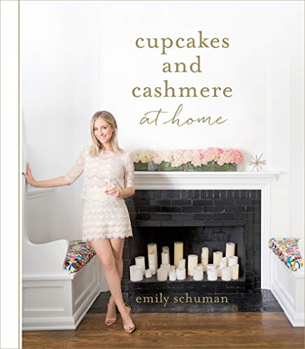 Beispielbild fr Cupcakes and Cashmere at Home zum Verkauf von Wonder Book