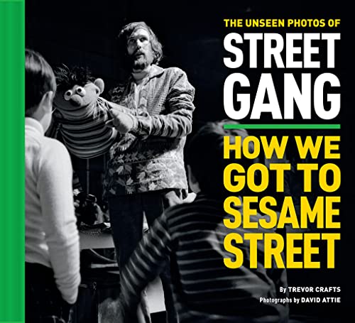 Stock image for Unseen Photos of Street Gang for sale by ubucuu