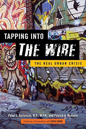 9781421411903: Tapping into The Wire: The Real Urban Crisis