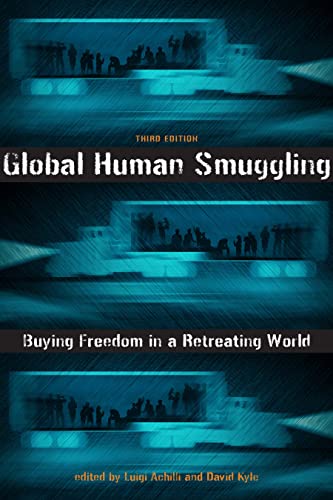 Beispielbild fr Global Human Smuggling zum Verkauf von Blackwell's