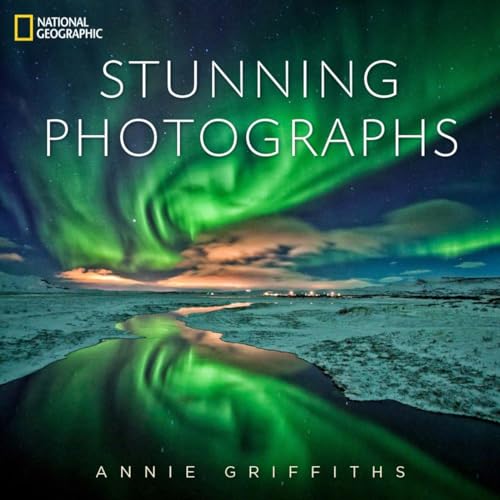 Beispielbild fr National Geographic Stunning Photographs zum Verkauf von BooksRun