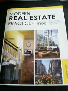 Stock image for Modern Real Estate Practice in Illinois for sale by HPB-Red