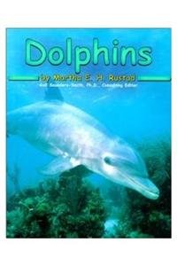Dolphins [Scholastic] (Ocean Life) (9781429636742) by Martha E.H. Rustad