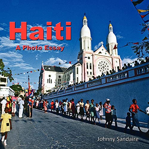 9781430329688: Haiti: A Photo Essay