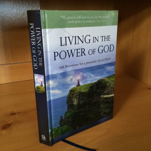 Imagen de archivo de Living in the Power of God- 366 Devotions for a Powerful Life in Christ a la venta por SecondSale