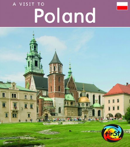 9781432912758: A Visit to Poland (Heinemann First Library)