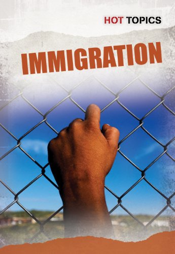 Immigration (Hot Topics) (9781432951757) by Hunter, Nick