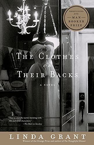 Beispielbild fr The Clothes On Their Backs: A Novel zum Verkauf von medimops