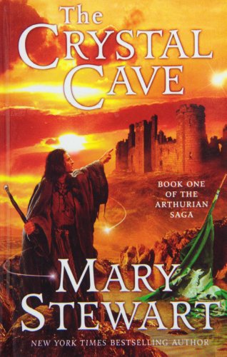 Imagen de archivo de The Crystal Cave (The Arthurian Saga) a la venta por SecondSale