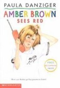 Imagen de archivo de Amber Brown Sees Red a la venta por Booksavers of MD
