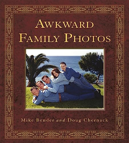 Beispielbild fr Awkward Family Photos zum Verkauf von Hawking Books