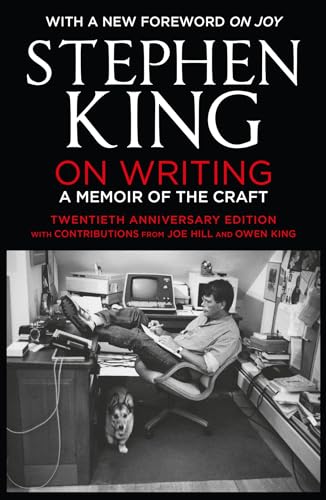 Beispielbild fr On Writing: A Memoir of the Craft: Twentieth Anniversary Edition with Contributions from Joe Hill and Owen King zum Verkauf von WorldofBooks