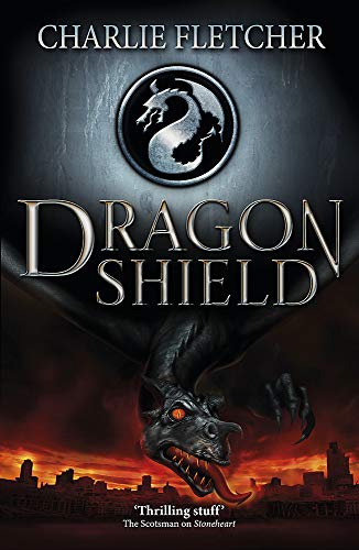 Imagen de archivo de Dragon Shield 1 : Dragon Shield a la venta por Better World Books