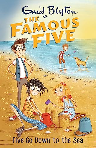 Imagen de archivo de Five Go Down To The Sea: Book 12 (Famous Five) a la venta por WorldofBooks