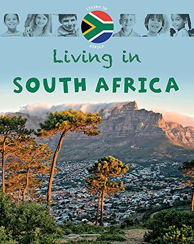 Imagen de archivo de Living in: Africa: South Africa a la venta por Better World Books