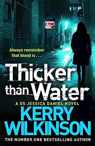 Beispielbild fr Thicker Than Water zum Verkauf von ThriftBooks-Dallas