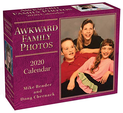 Beispielbild fr Awkward Family Photos 2020 Day-to-Day Calendar zum Verkauf von Books Unplugged
