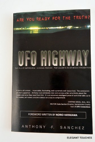 Imagen de archivo de UFO Highway a la venta por Dream Books Co.