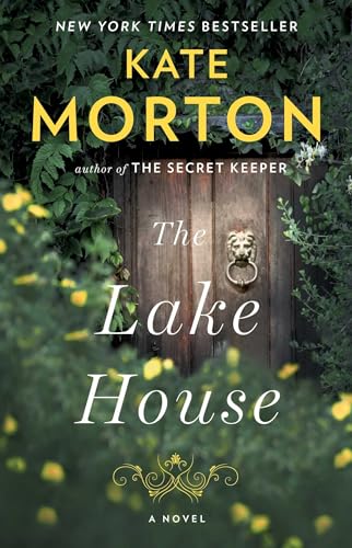 Beispielbild fr The Lake House: A Novel zum Verkauf von SecondSale