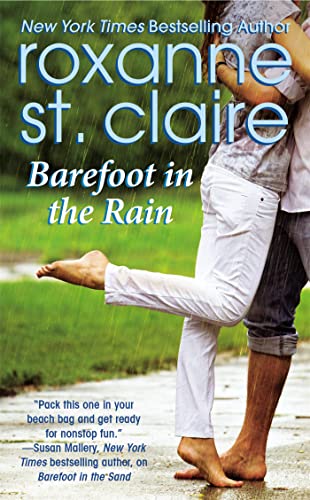 9781455508273: Barefoot in the Rain