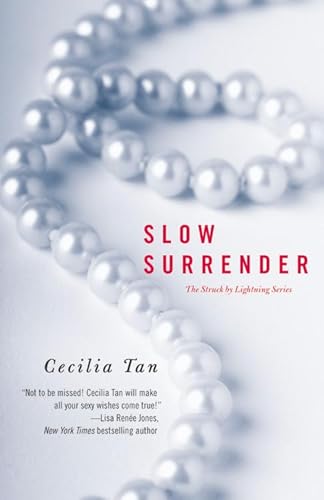 Beispielbild fr Slow Surrender (Struck by Lightning, 1) zum Verkauf von Wonder Book