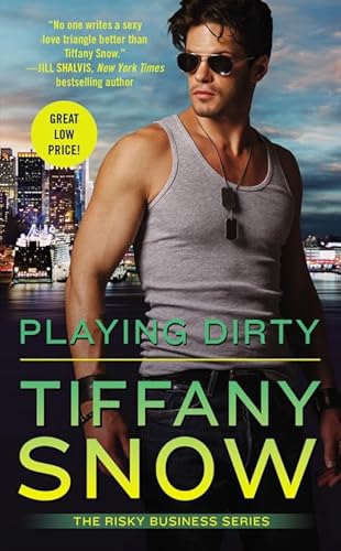 Imagen de archivo de Playing Dirty a la venta por Better World Books