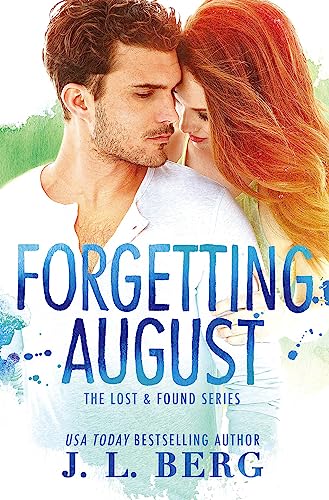 9781455536733: Forgetting August