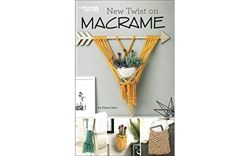 Stock image for New Twist on Macrame-10 Easy Projects to Knot for Home D�cor and Fashion for sale by Wonder Book