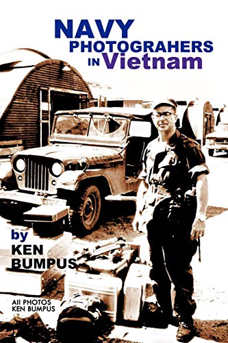9781466930063: Navy Photographers in Vietnam
