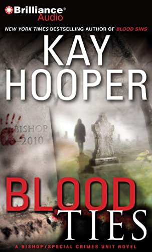 Blood Ties (Blood Trilogy, 3) (9781469235325) by Hooper, Kay