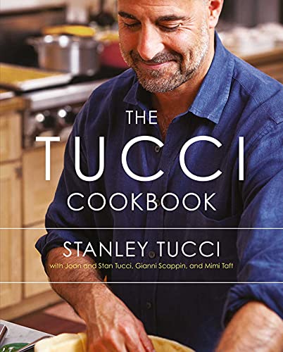 9781471114434: The Tucci Cookbook: Family, Friends and Food